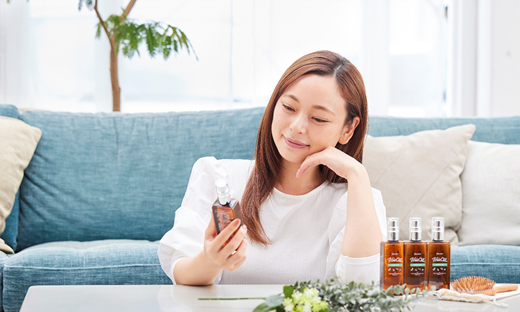 ヘアアレンジにも！まるで香水のようなJOY.COCOヘアオイル